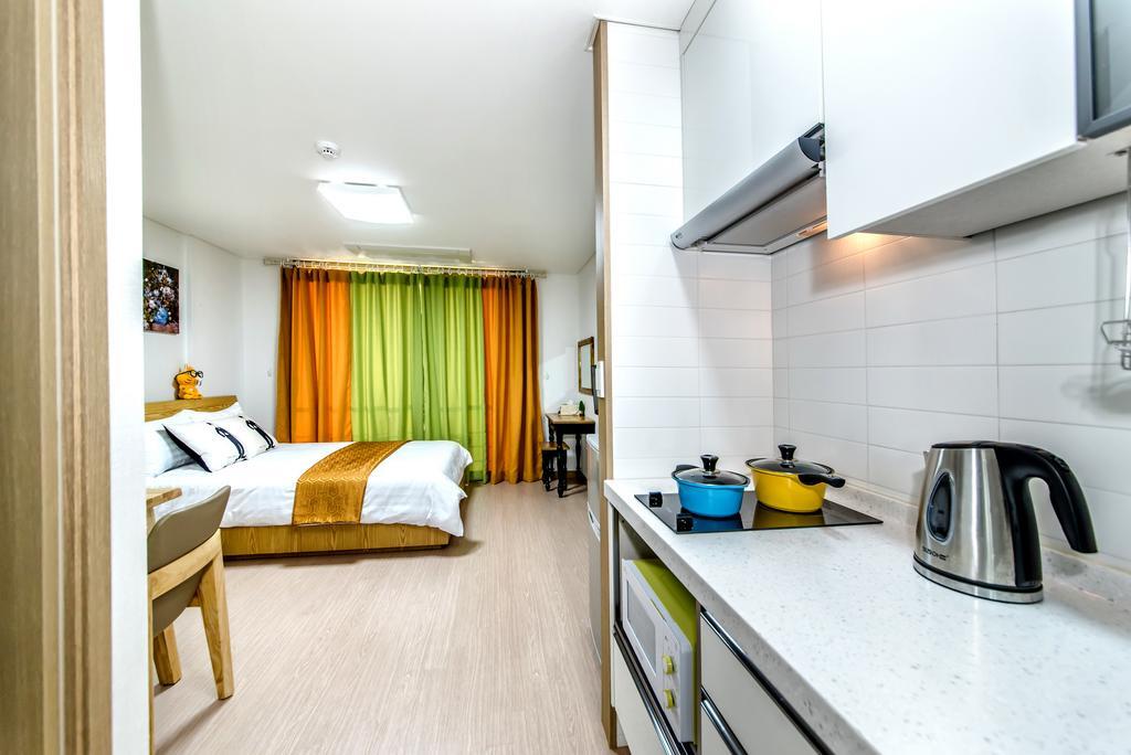 Dorami Pension Seogwipo Exteriör bild