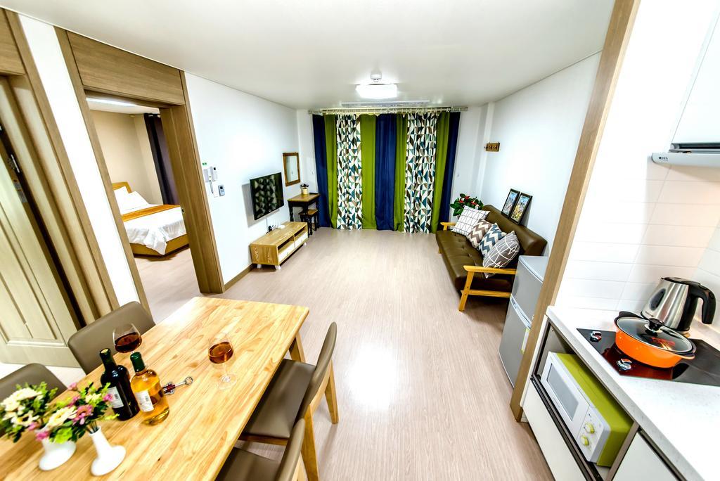 Dorami Pension Seogwipo Exteriör bild