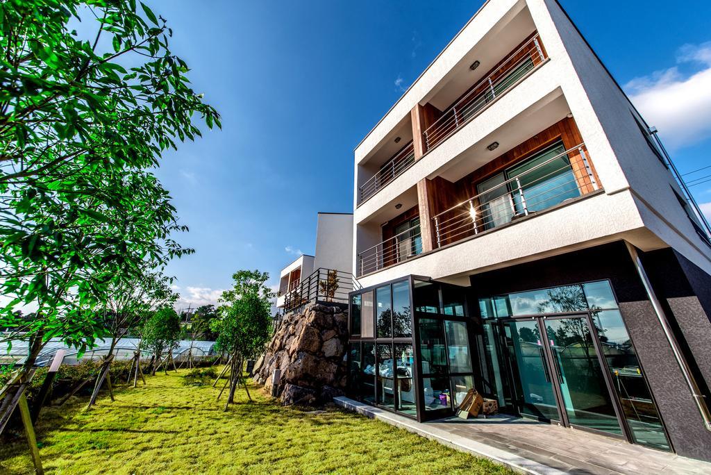 Dorami Pension Seogwipo Exteriör bild