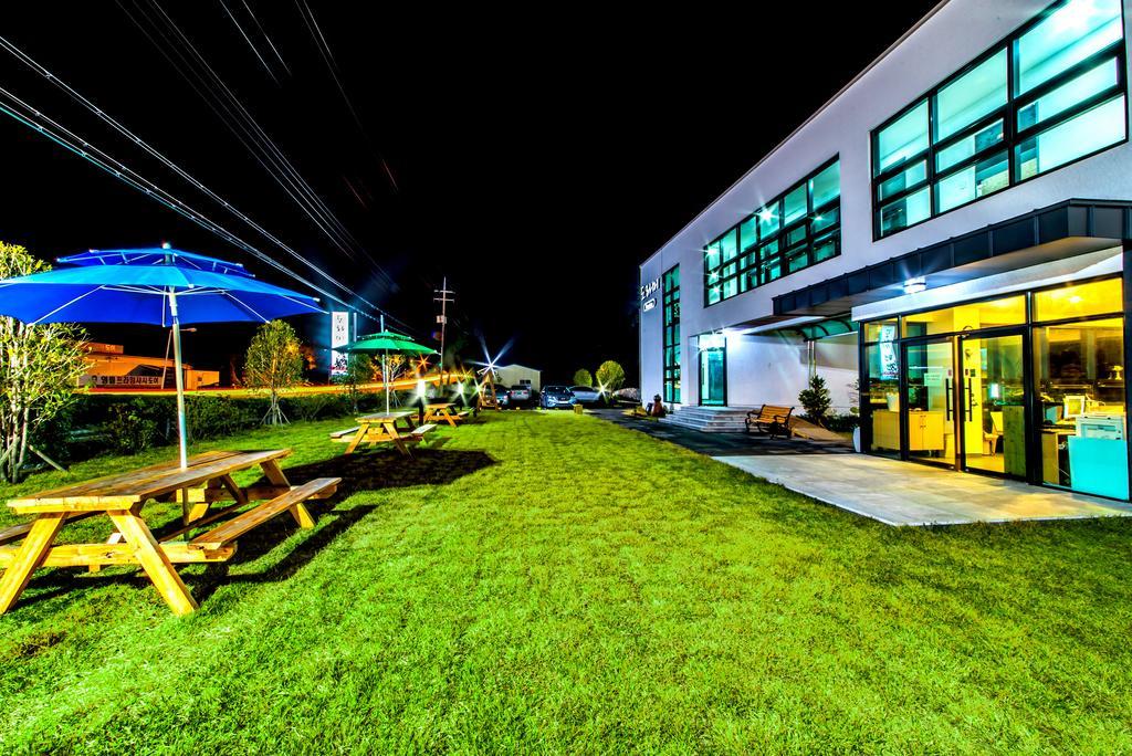 Dorami Pension Seogwipo Exteriör bild
